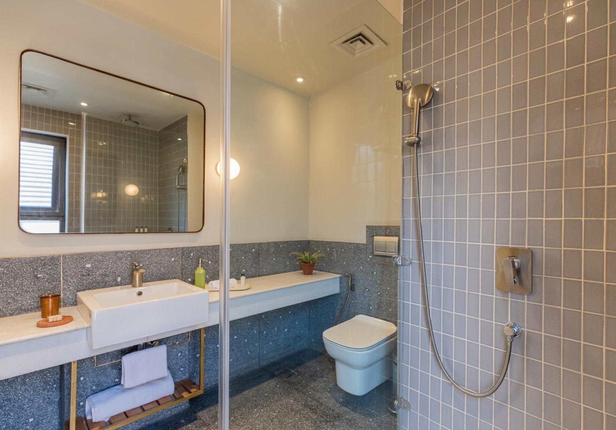 Amrit Bhawan Apartment Haridwar Bilik gambar