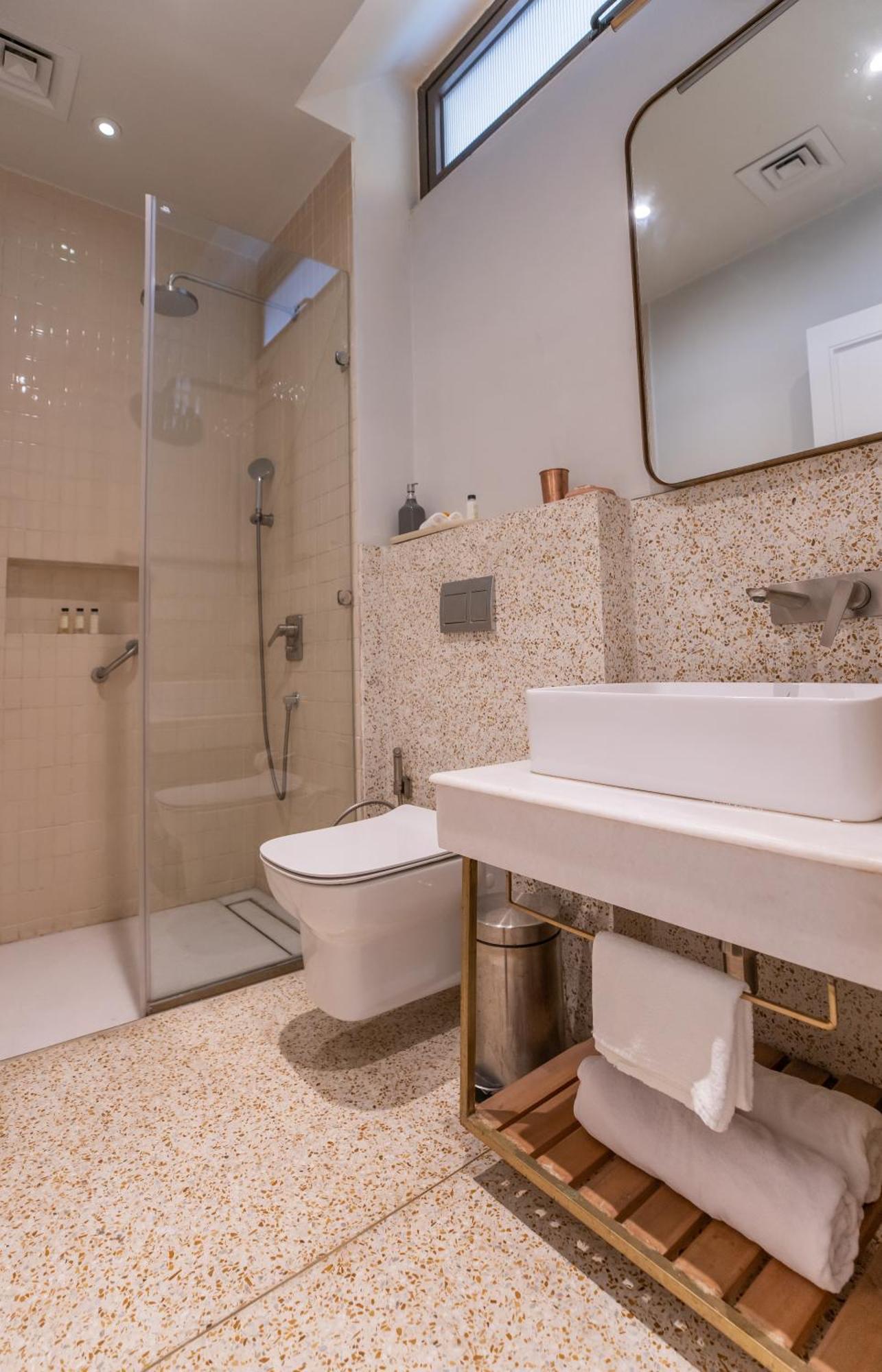 Amrit Bhawan Apartment Haridwar Bilik gambar